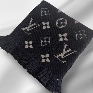 Louis Vuitton Logomania Black and Silver Wool Scarf - NWOT